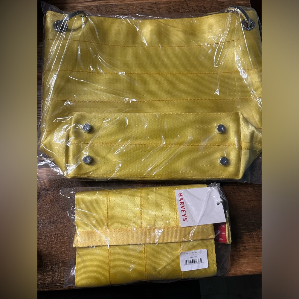 Harvey’s Yellow Wallet + Bag!